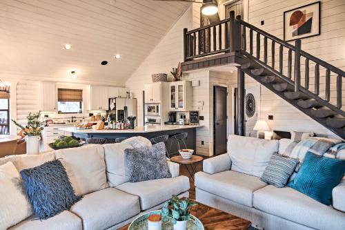 Photo of Livingroom in Maysville