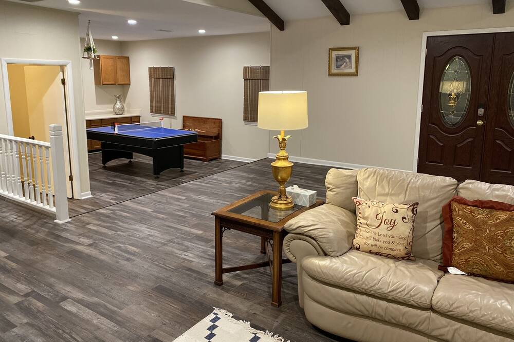 Photo of Livingroom in River Mountain