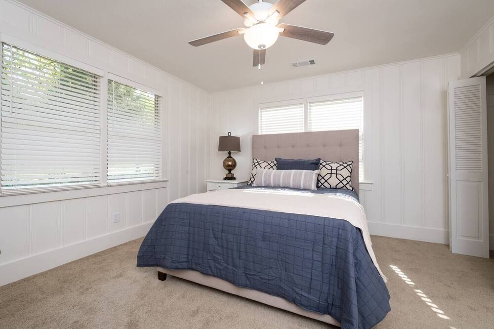 Photo of Bedroom in Capital View