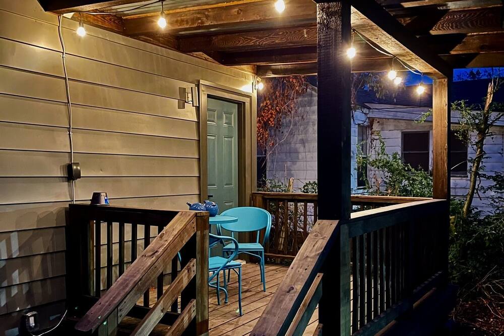 Photo of Outdoor in Capital View