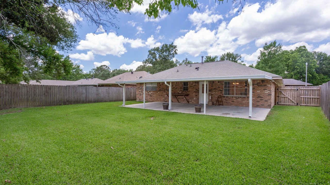 Photo of Outdoor in Park Forest - LA North