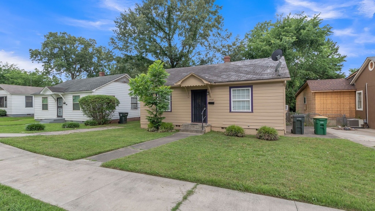 Photo of Outdoor in Capital View