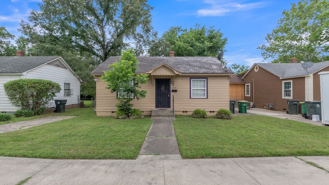 Photo of Outdoor in Capital View