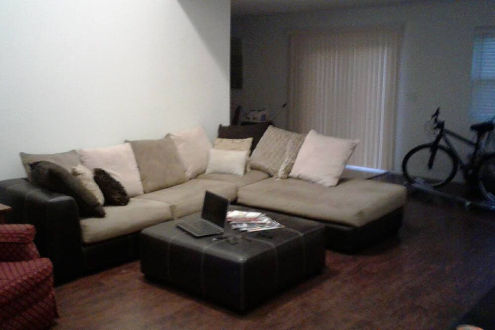 Photo of Livingroom in Malvern