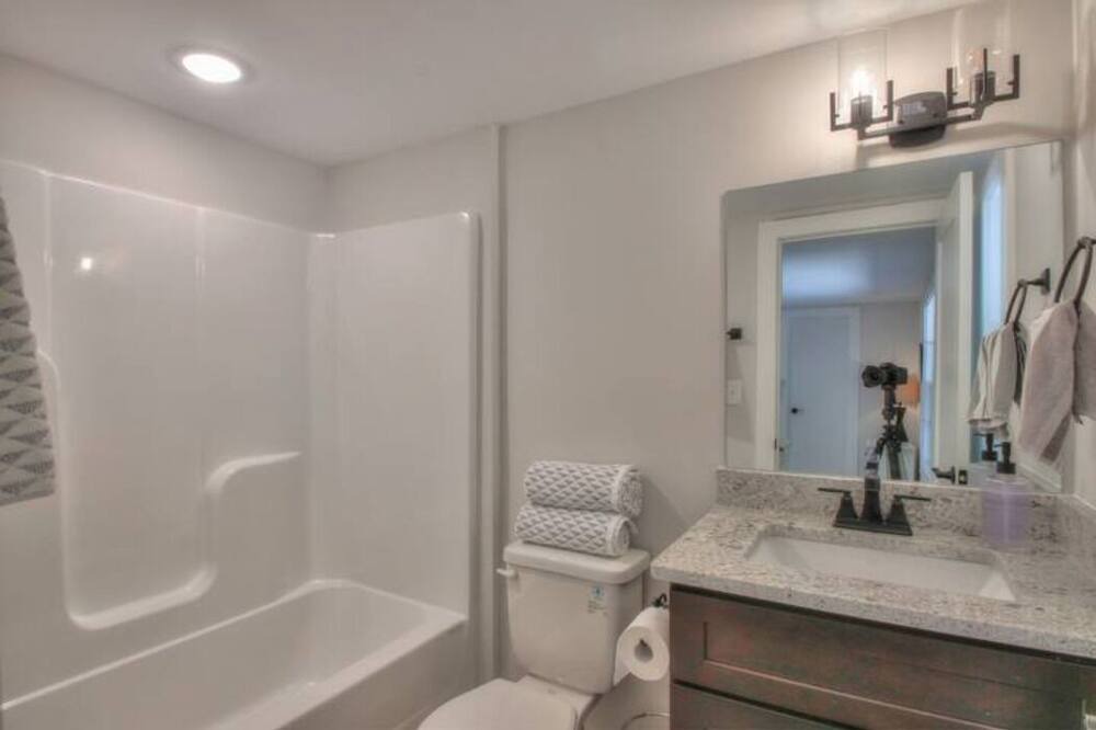 Photo of Bathroom in Mount Juliet