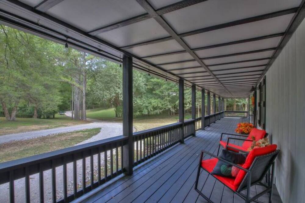 Photo of Patio Balcony in Mount Juliet