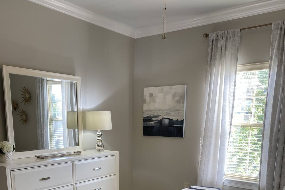 Photo of Bedroom in Oxford
