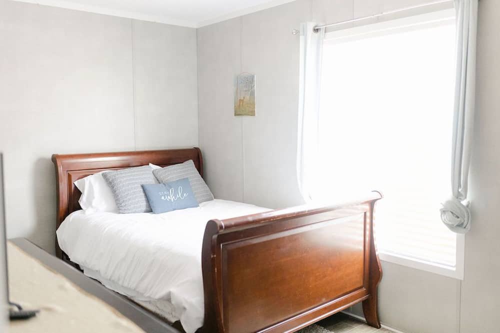 Photo of Bedroom in Killian