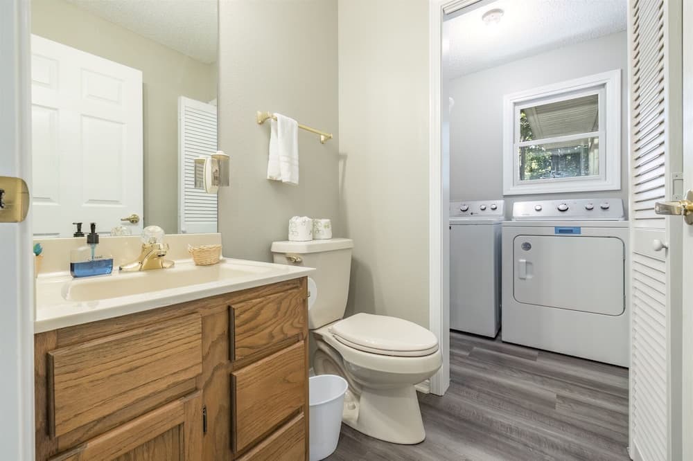 Photo of Bedroom in Hot Springs Village