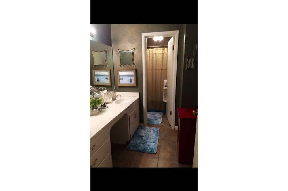 Photo of Bedroom in Texarkana