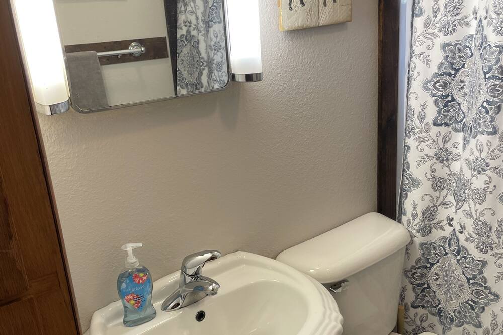 Photo of Bathroom in New Lisbon