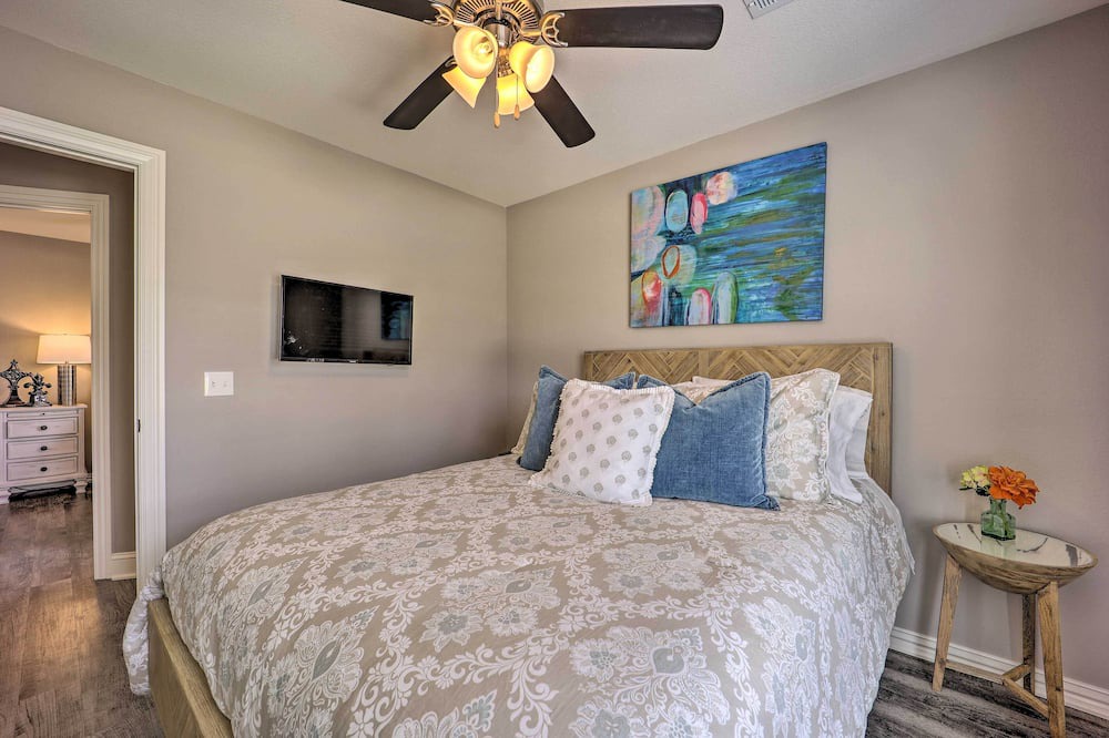 Photo of Bedroom in Elkins