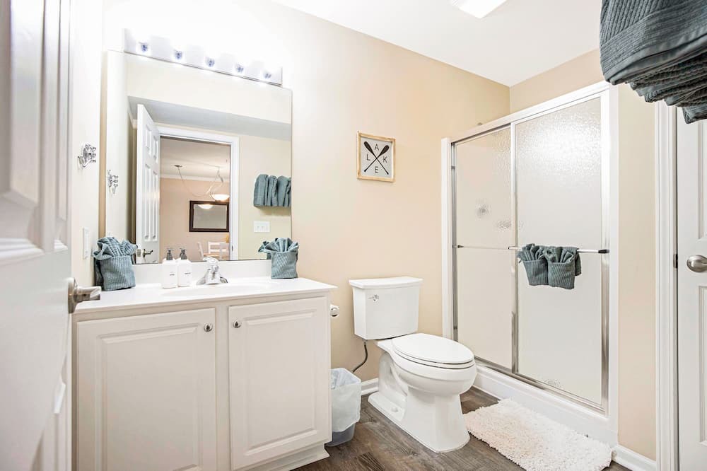 Photo of Bathroom in Kaiser