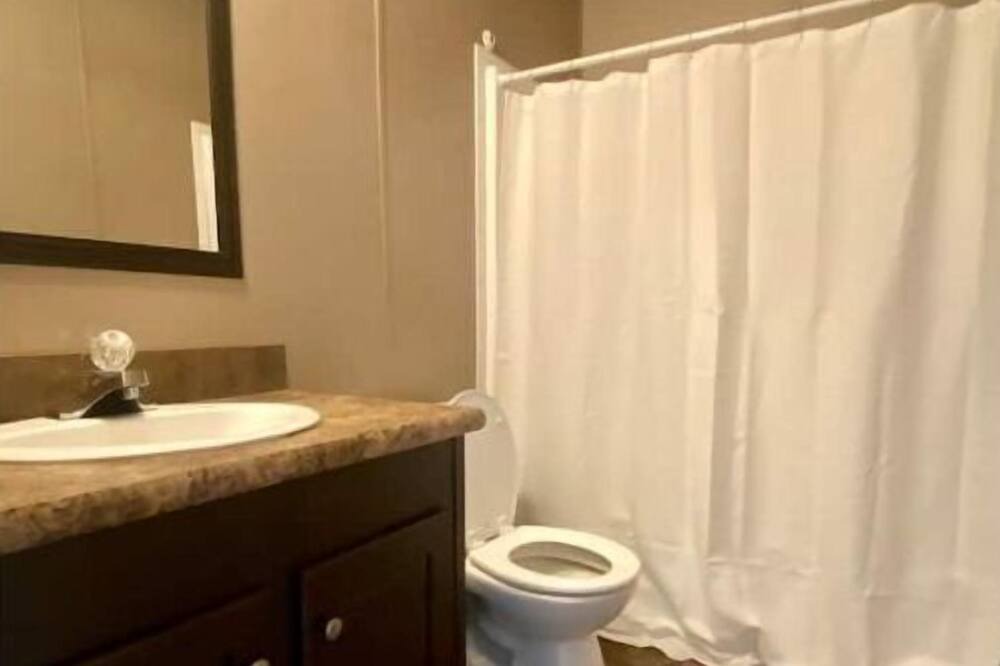 Photo of Bathroom in Baker
