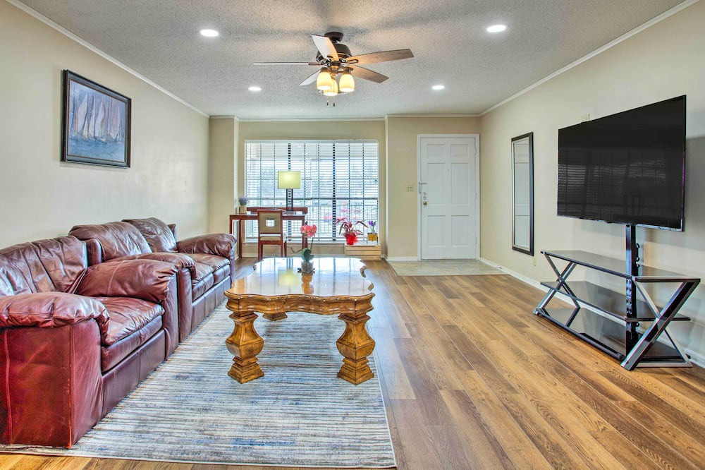 Photo of Bedroom in Enid