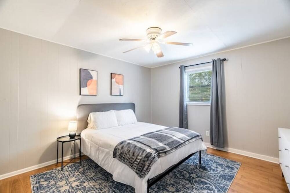 Photo of Bedroom in Capital View