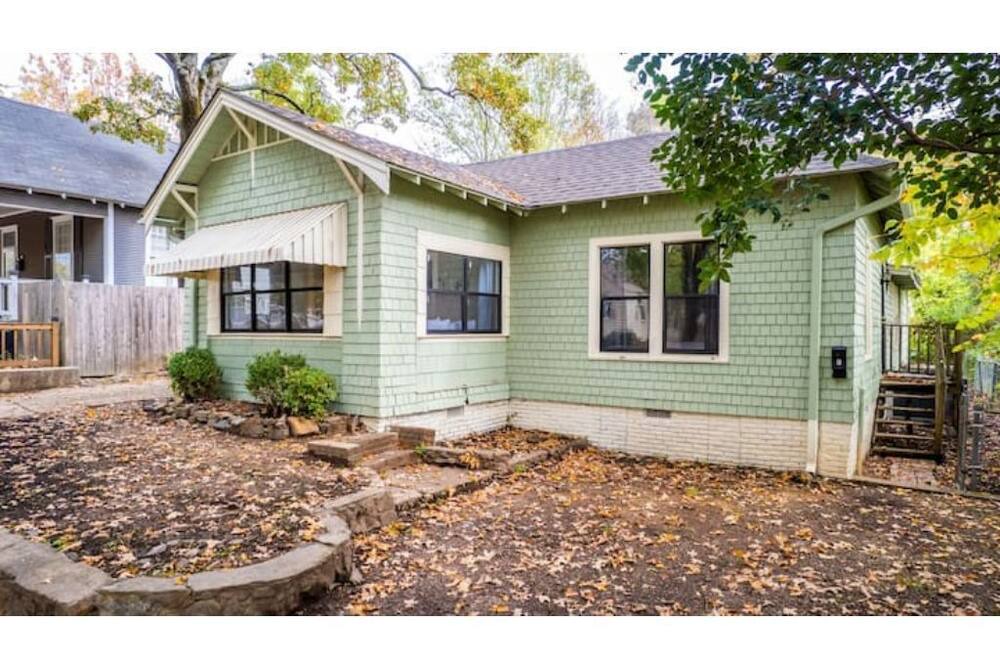 Photo of Outdoor in Capital View