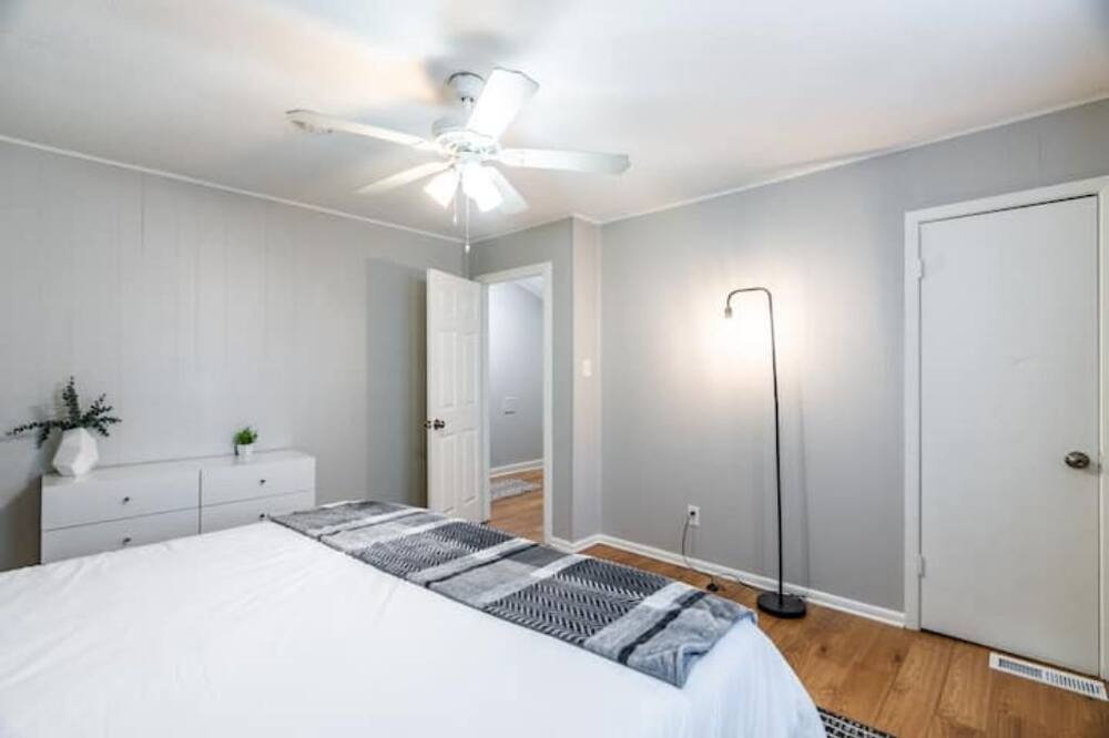Photo of Bedroom in Capital View