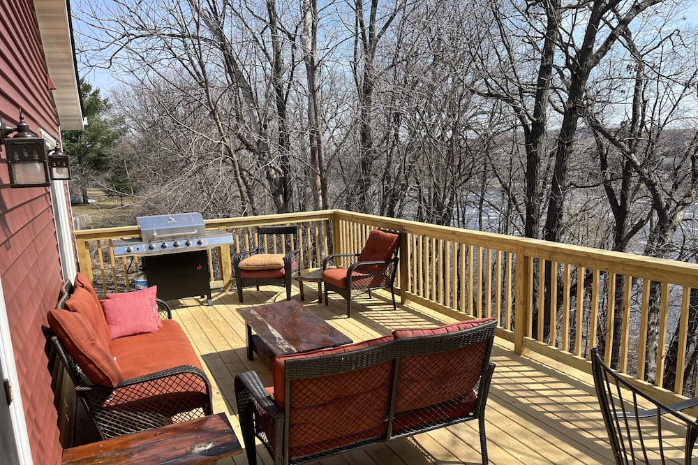 Photo of Outdoor in Jim Falls