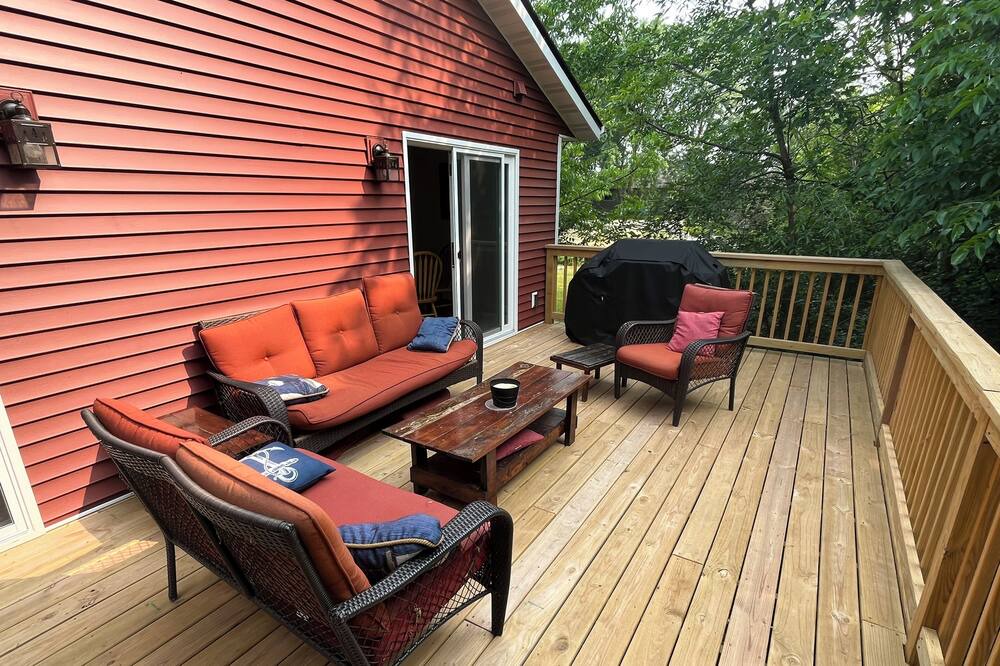 Photo of Patio Balcony in Jim Falls