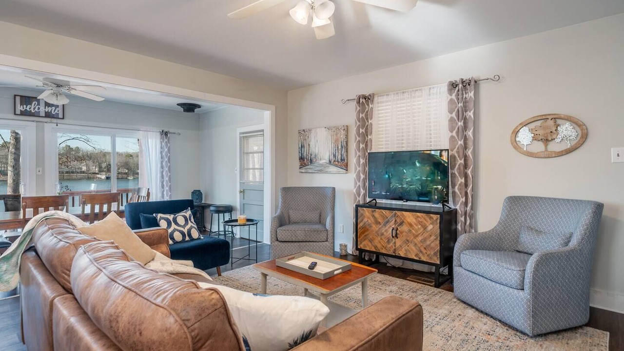 Photo of Livingroom in Cherokee Village