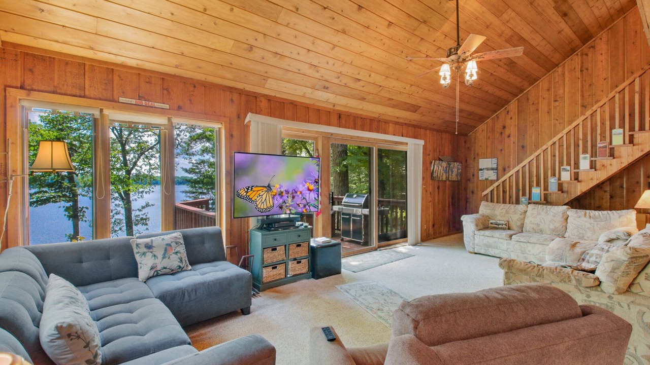 Photo of Livingroom in Chetek