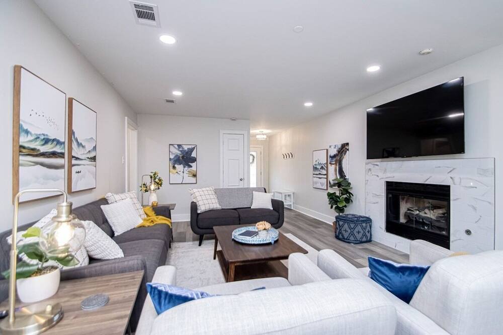 Photo of Livingroom in Little Rock