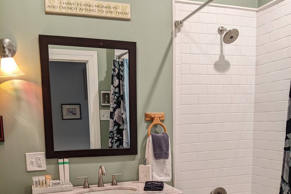 Photo of Bathroom in Capital View