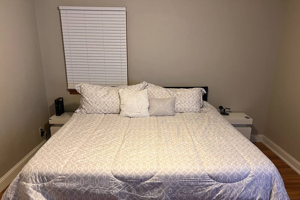 Photo of Bedroom in Herington