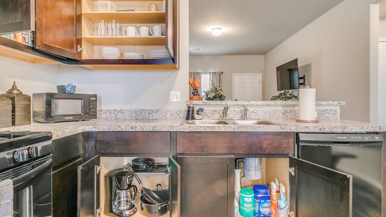 Photo of Kitchen in Mustang