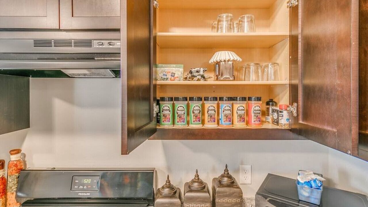 Photo of Kitchen in Mustang