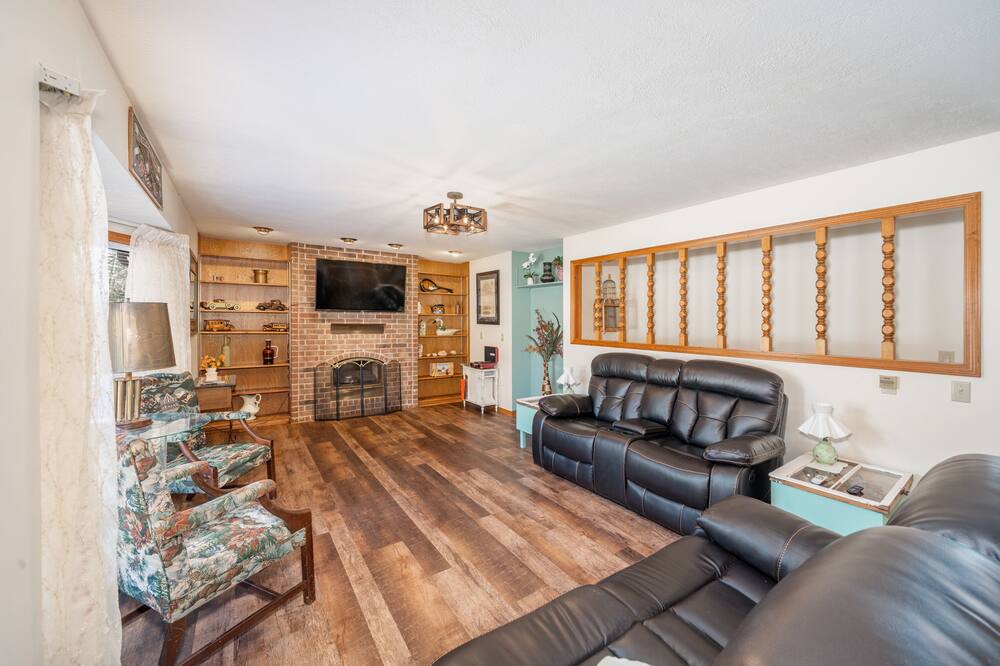 Photo of Livingroom in Cherokee Village