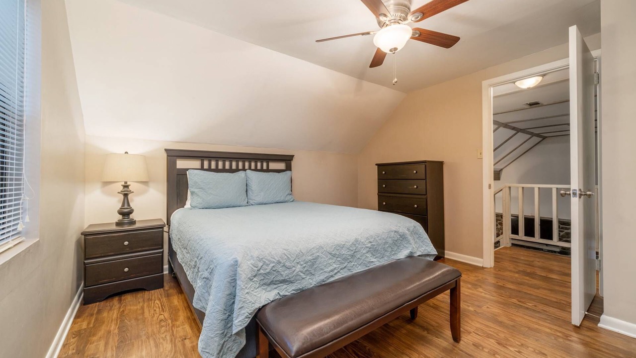 Photo of Bedroom in Piney