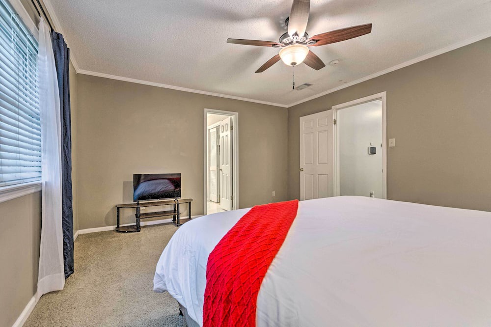 Photo of Bedroom in Reservoir