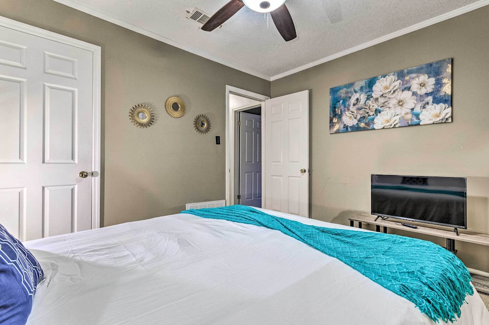 Photo of Bedroom in Reservoir