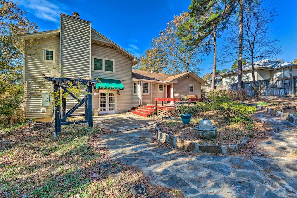 Photo of Outdoor in Reservoir