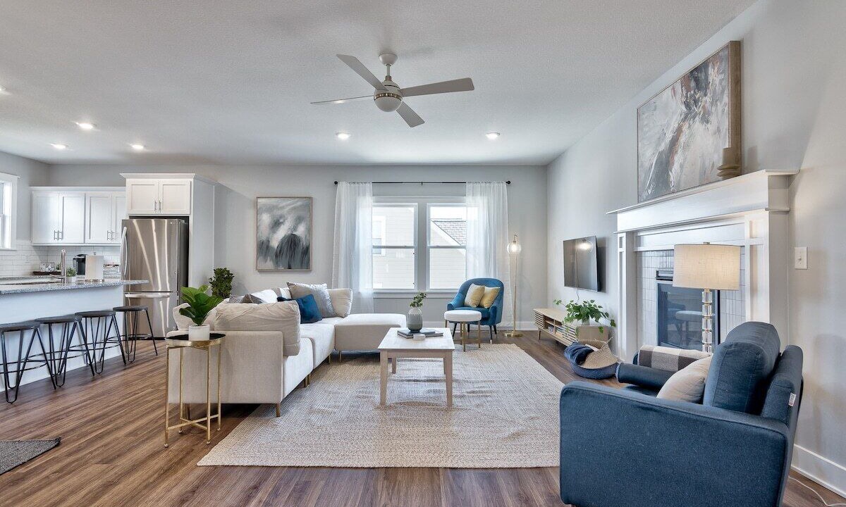 Photo of Livingroom in Raytown