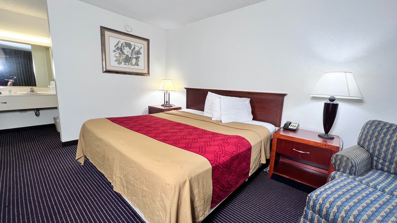 Photo of Bedroom in Baton Rouge