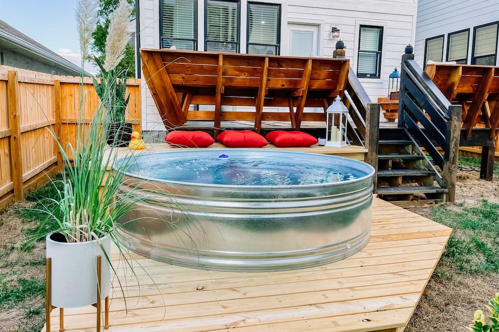 Photo of Outdoor in Cleveland Park