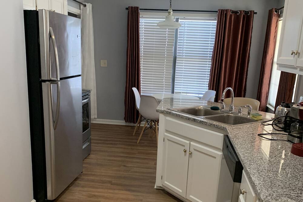 Photo of Kitchen in Lupton City