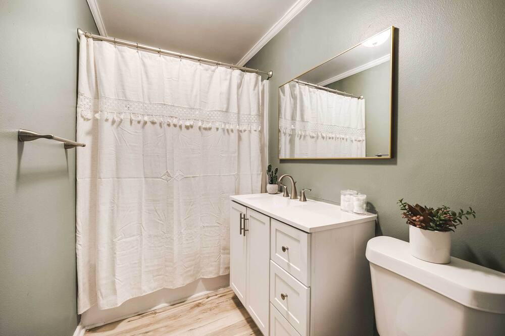 Photo of Bathroom in Ferndale