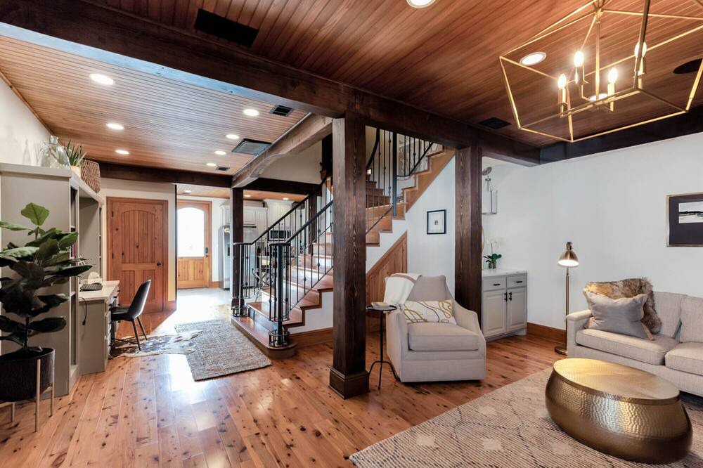 Photo of Livingroom in Natchez