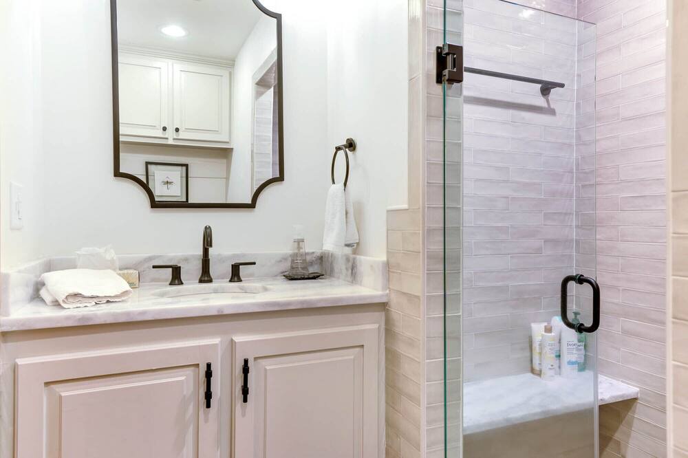 Photo of Bathroom in Natchez