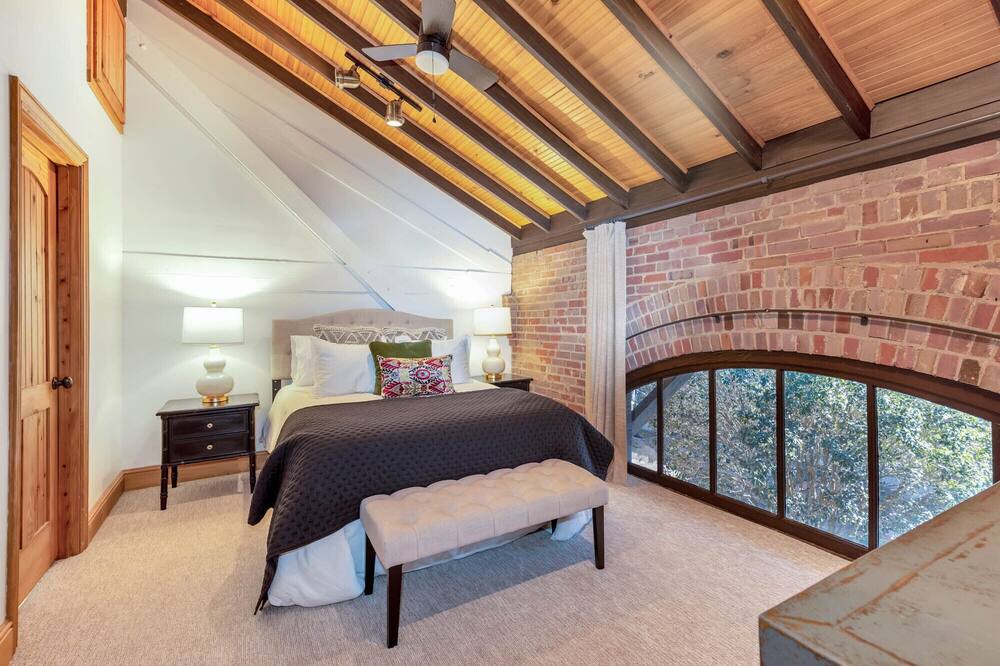Photo of Bedroom in Natchez