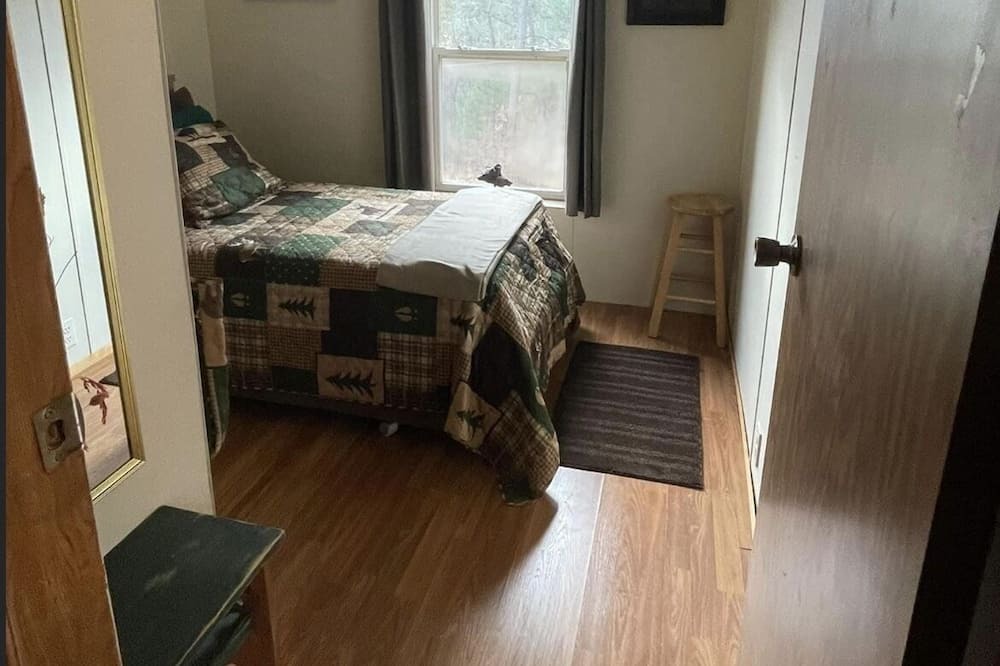 Photo of Bedroom in Black River Falls