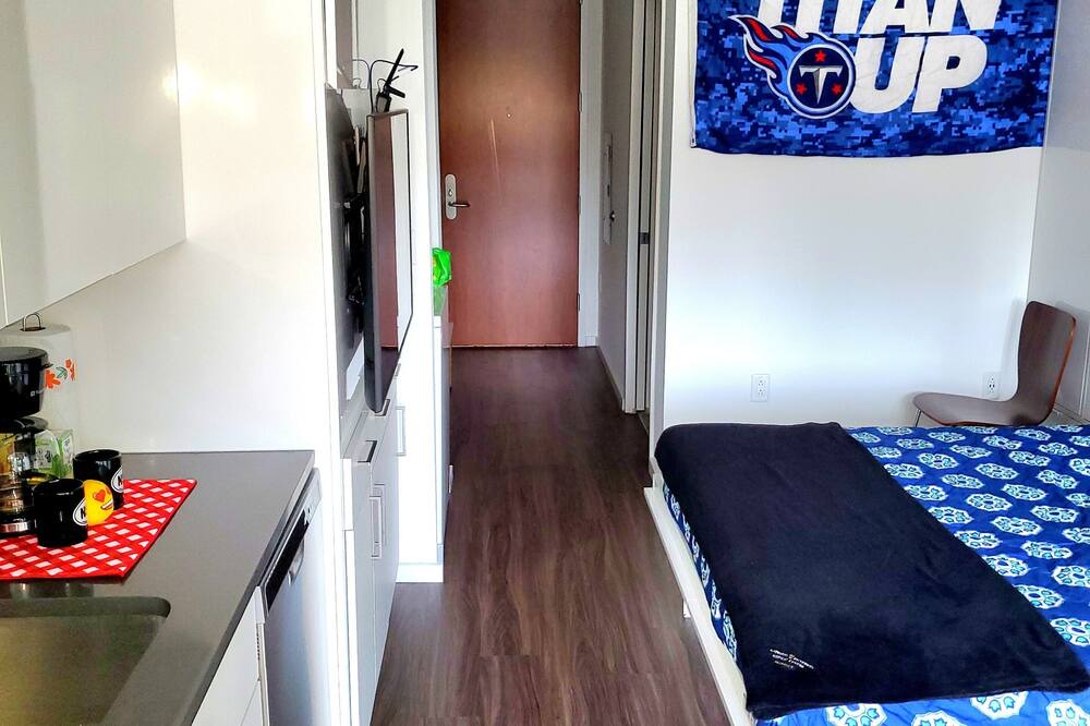 Photo of Bedroom in Music Row