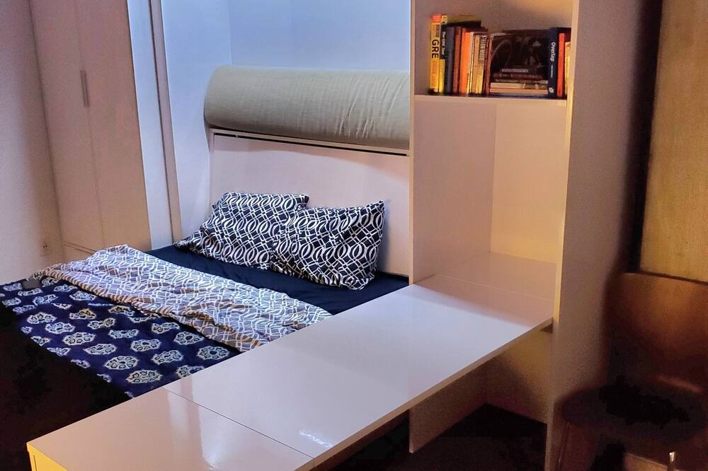 Photo of Bedroom in Music Row