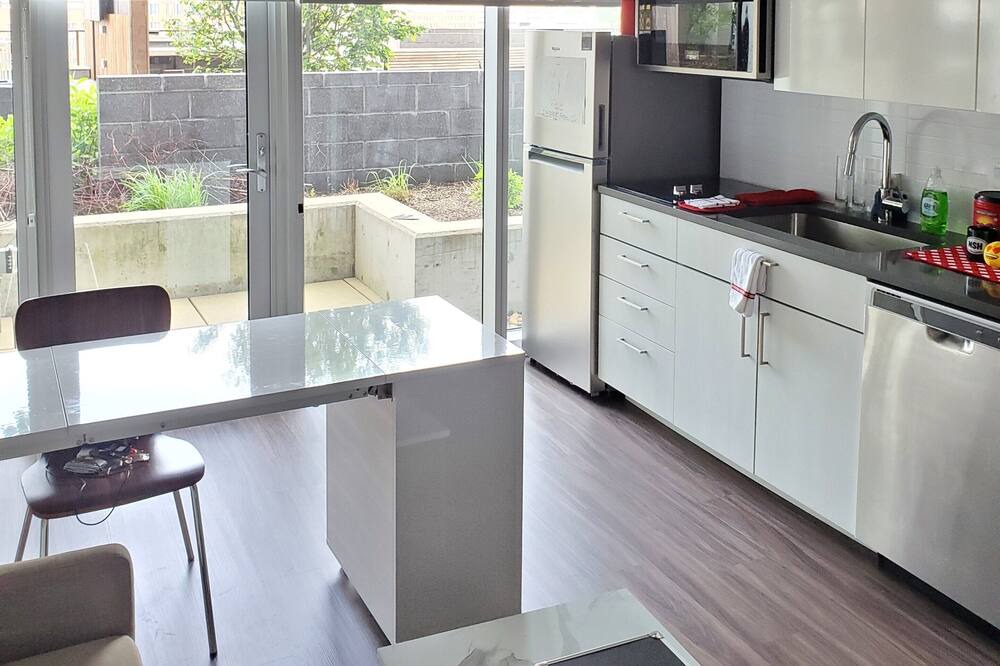 Photo of Kitchen in Music Row