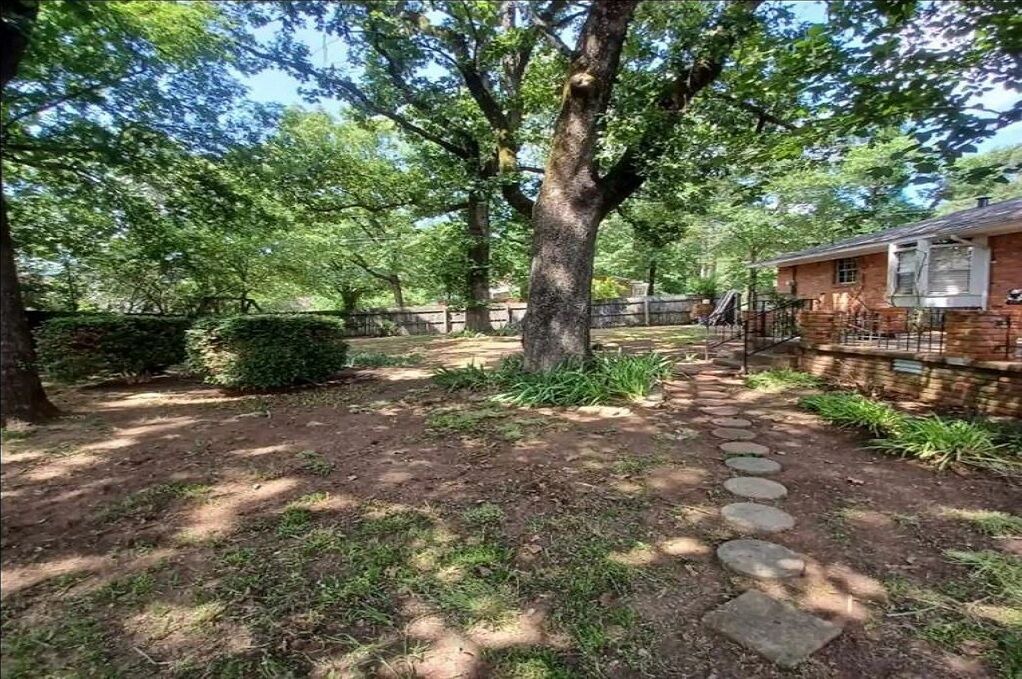Photo of Outdoor in Reservoir