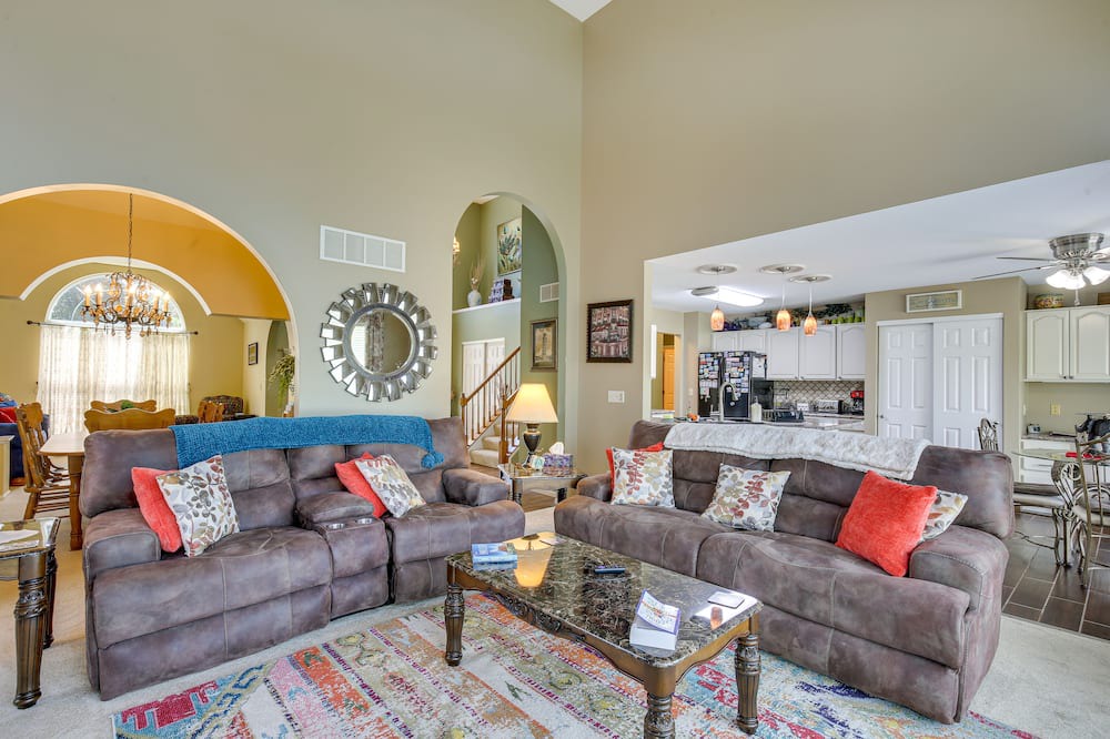 Photo of Livingroom in O'Fallon